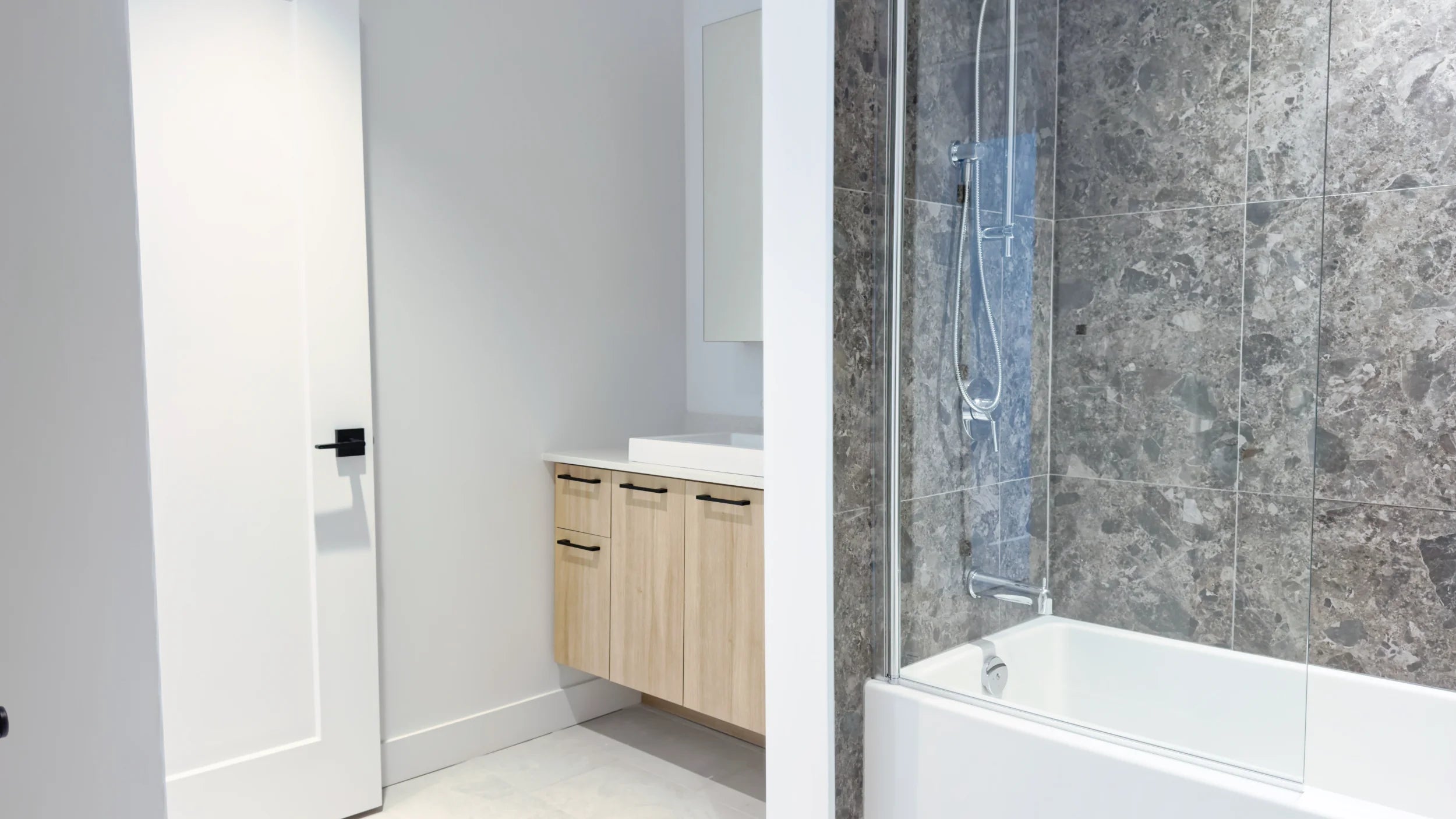 Modèle #3 | 954PC - 1 SDB