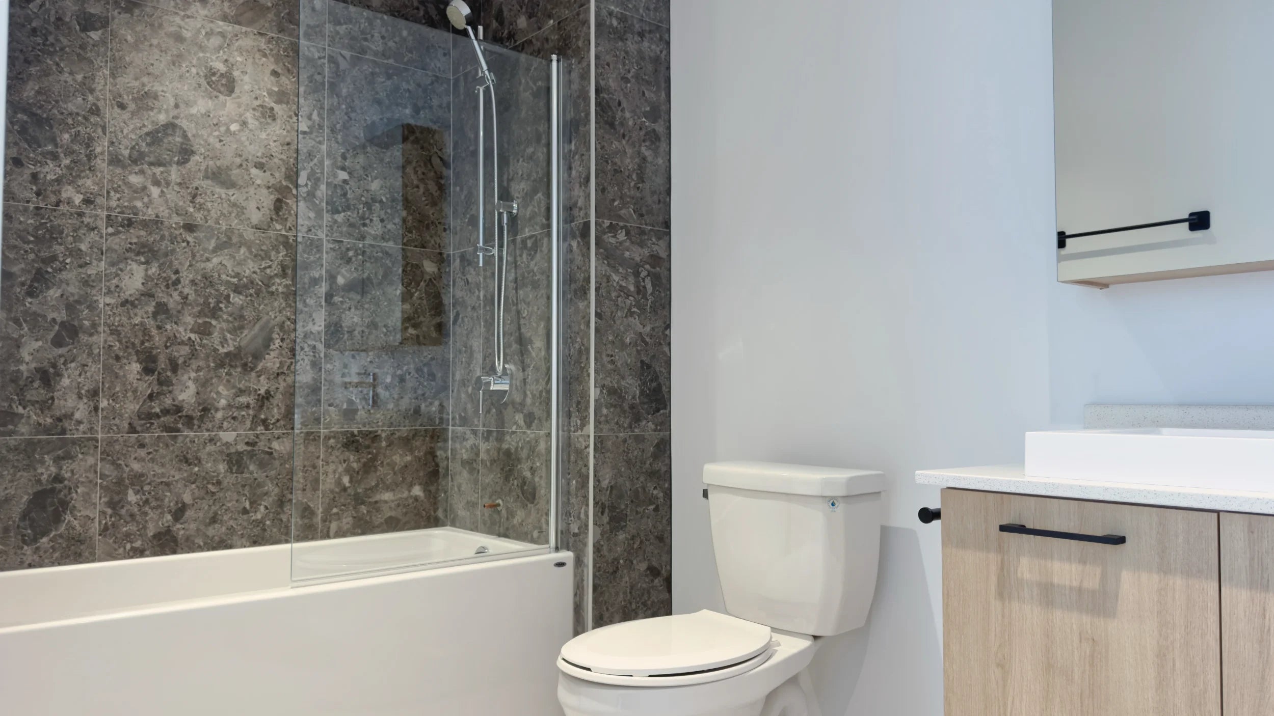 Modèle #2 | 975PC - 1 SDB